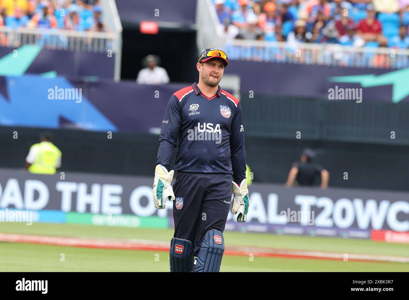 ICC MÄNNER CRICKET T20 WORLD CUP 2024 25. Spiel Gruppe A INDIEN gegen USA im Nassu County International Cricket Stadium, East Meadow, NY. USA 110 - 8 (20) ZIEL FÜR INDIEN 111. Im Bild: Andersen USA Credit: Seshadri SUKUMAR/Alamy Live News Stockfoto