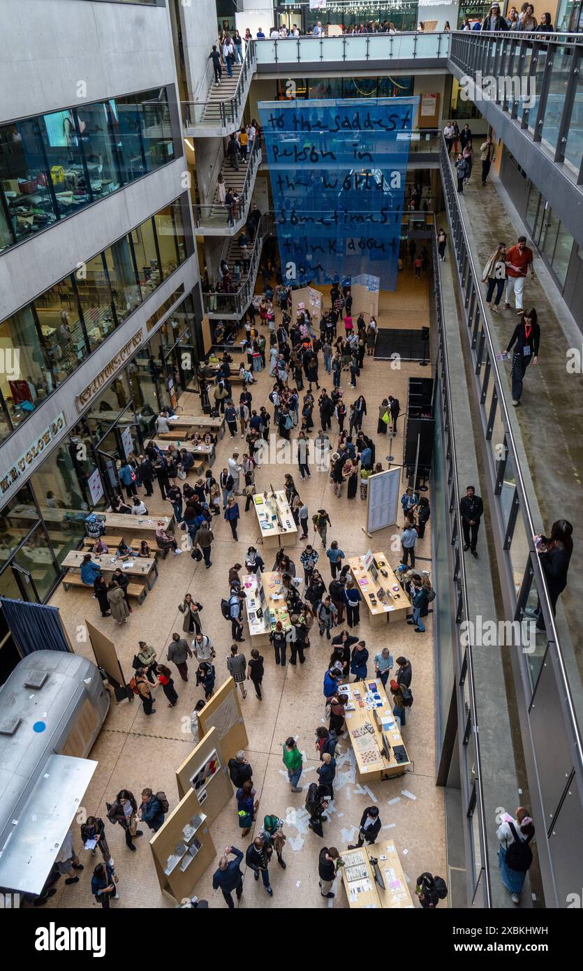 Central Saint Martin's Degree Abschlussshows an der University of the Arts London, UAL, England, UK Stockfoto
