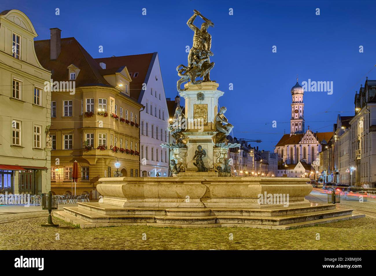 De Vries Sklupturen Herkulesbrunnen beleuchtete Augsburg Deutschland Stockfoto