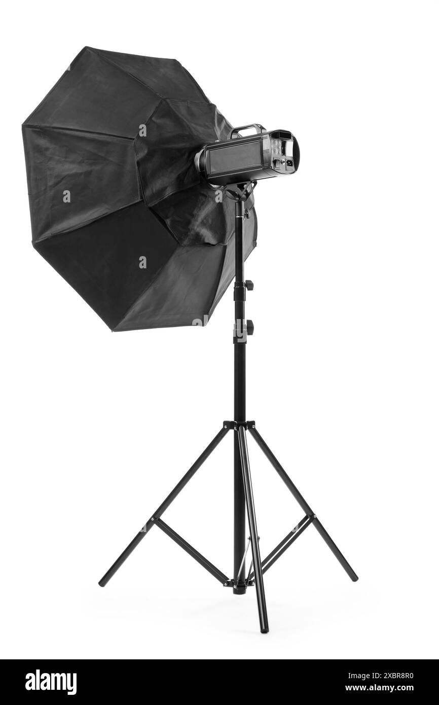 Professioneller Lichtreflektor isoliert auf weiß. Ausrüstung für Fotografen Stockfoto