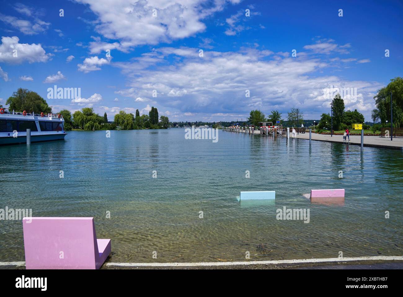 Bodensee, Hochwasser im Hafen von Kreuzlingen, Schweiz *** Bodensee ...