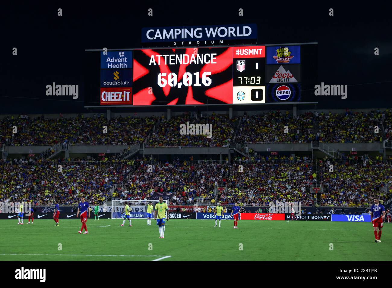 Orlando, Usa. Juni 2024. Mehr als 60 Fans sahen das Spiel zwischen Brasilien und den Vereinigten Staaten im Camping World Stadium in Orlando in der Nacht dieses Mittwoch, den 12. Quelle: Brazil Photo Press/Alamy Live News Stockfoto