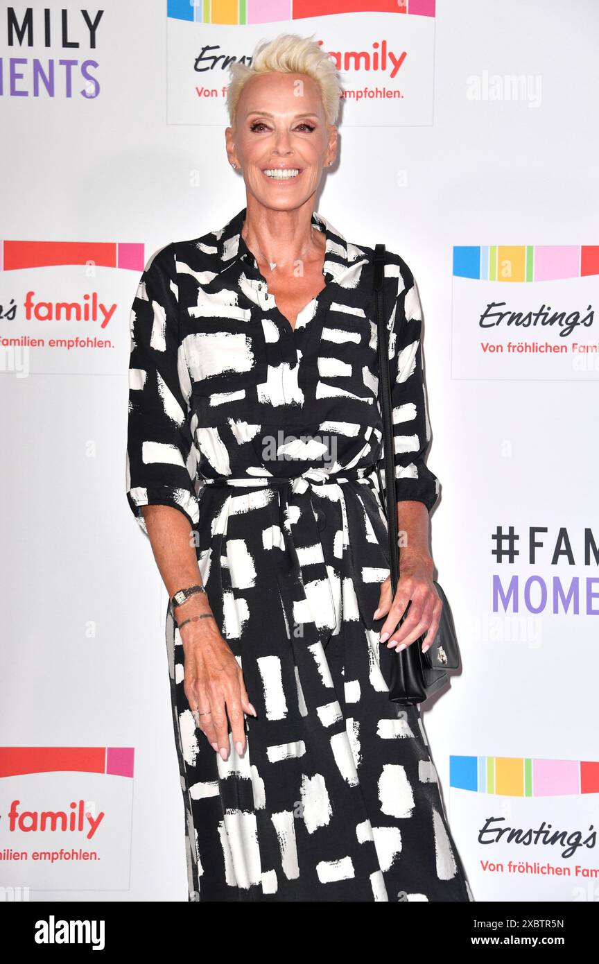 Brigitte Nielsen bei der Ernsting's Family Fashion Show 2024 im Hotel Atlantic. Hamburg, 11.06.2024 Stockfoto