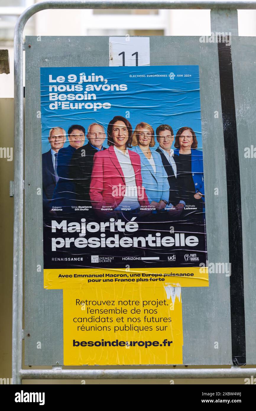 Paris, Frankreich - 4. Juni 2024 : Porträt von Valerie Hayer und anderen, Kandidaten auf einem Wahlkampfplakat in Paris Stockfoto