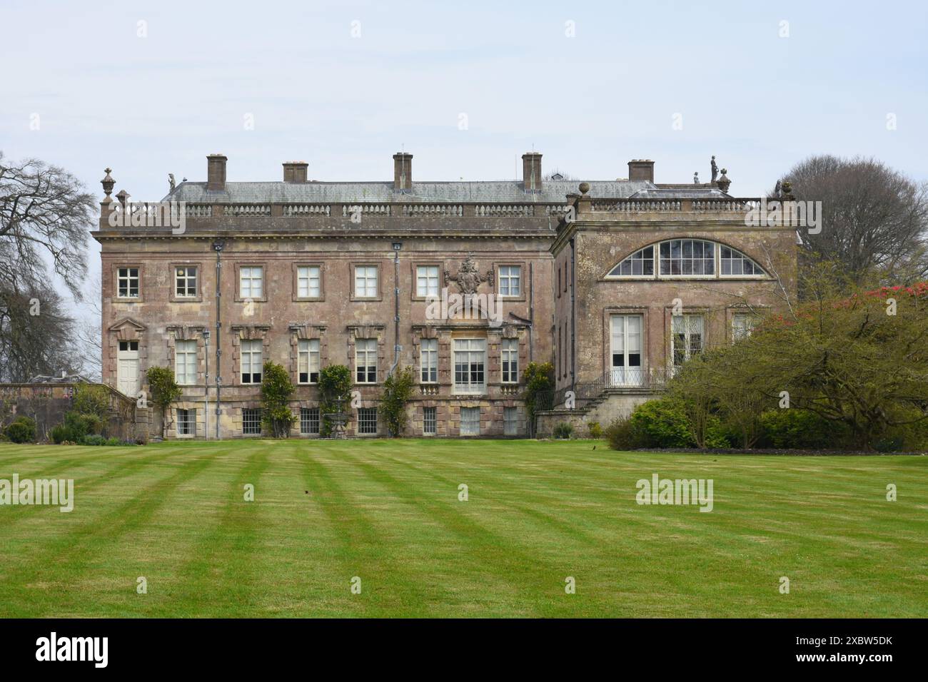 Stourhead House and Garden Lawn, Stourton, Warminster, Wiltshire, England, UK Stockfoto