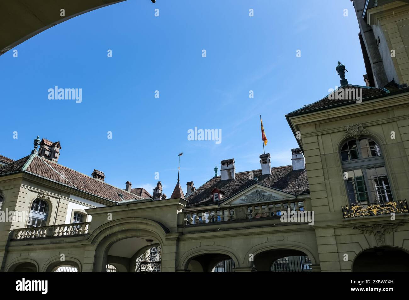 Detail des Erlacherhofs, Stadthof in der Altstadt von Bern, Schweiz, als offizieller Sitz des Bürgermeisters von Bern und seiner Verwaltung Stockfoto