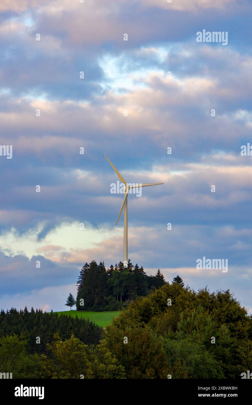 Landschaft, Natur, Sommer, Herbst, Tapete, Wolken, Bäume, Wald, Wandern Stockfoto