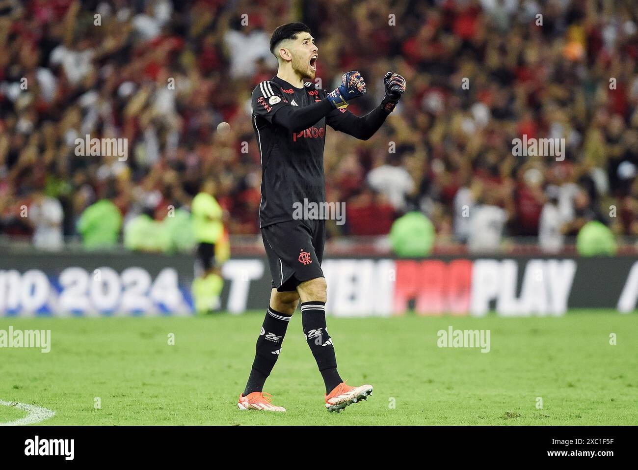 Rio de Janeiro, Brasilien, 13. Juni 2024. Fußballtorhüter Rossi von der Flamengo-Mannschaft während eines Fußballspiels gegen die Grêmio-Mannschaft, für die brasilianische c Stockfoto
