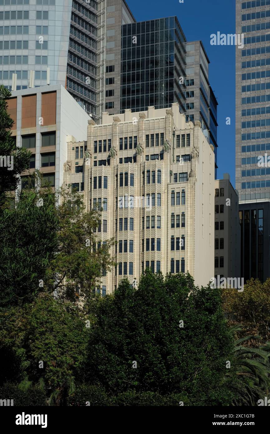 History House, ehemaliges AMA House, Sydney, 135 Macquarie Street, von den Royal Botanical Gardens, Sydney aus gesehen Stockfoto