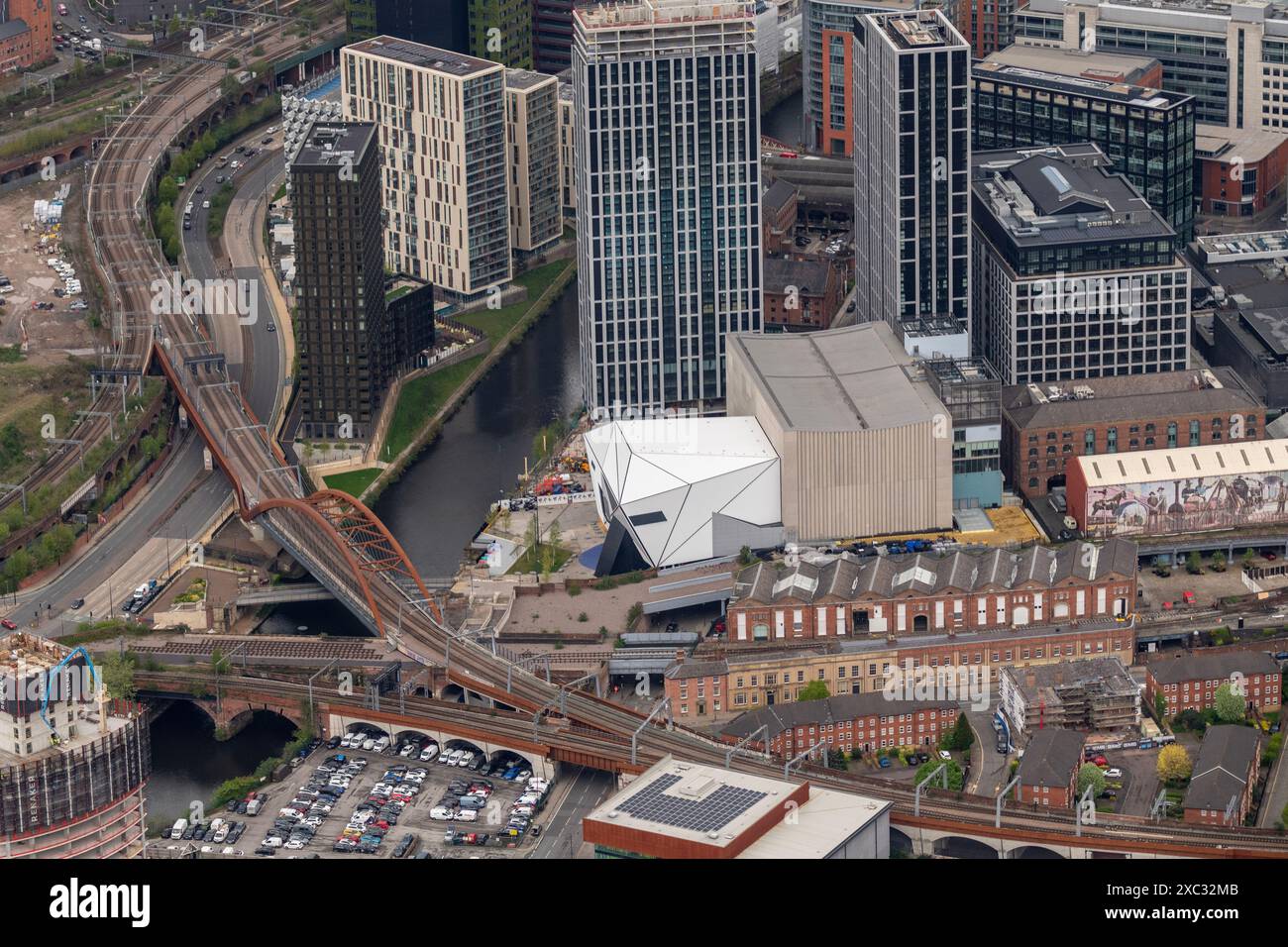 Luftbild des Stadtzentrums von Manchester aus 2000 Metern Stockfoto