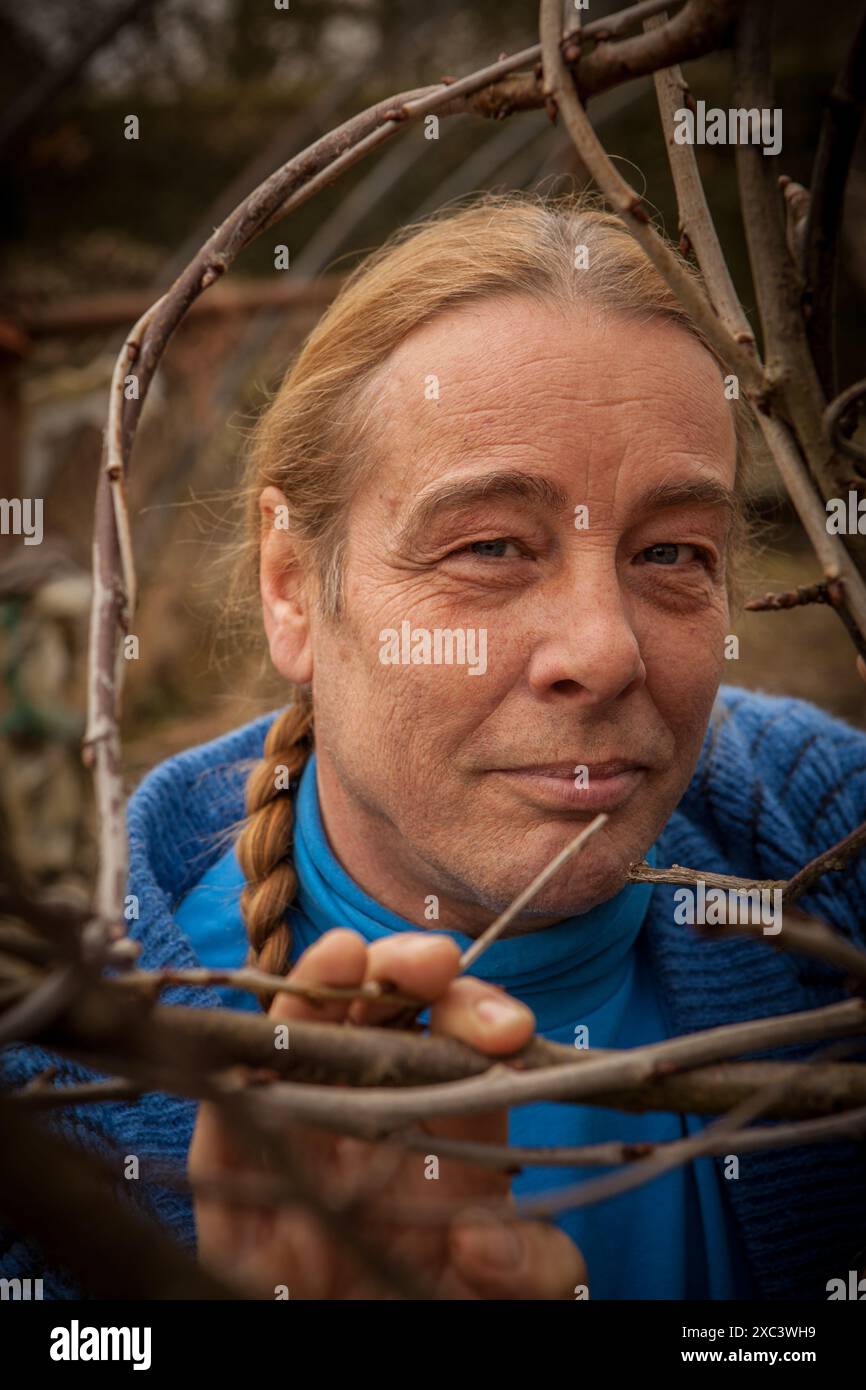 Gartenexperte BOB FLOWERDEW zu Hause Stockfoto