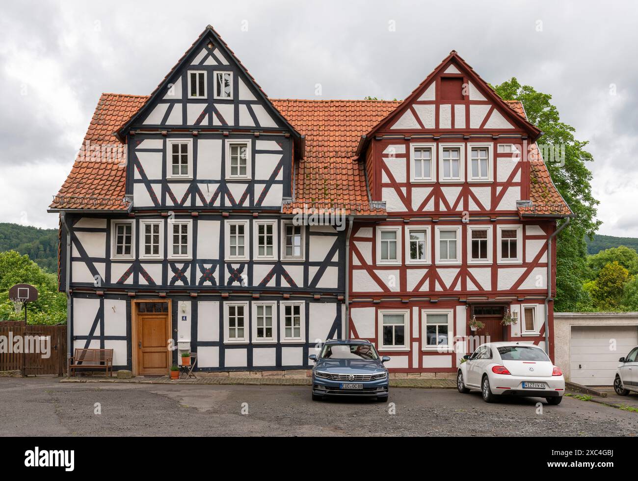 Bad Sooden-Allendorf, Ortsteil Allendorf, Häuser Kirchplatz 4 (Links) und 5 Stockfoto