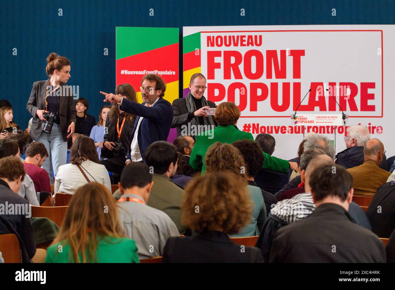 Paris, Frankreich. Juni 2024. Julien Mattia/Le Pictorium - neue Pressekonferenz der Volksfront - 14/06/2024 - France/Ile-de-France (Region)/Paris - Illustration bei der Pressekonferenz der Nouveau Front Populaire im Maison de la Chimie, Paris, 14. Juni 2024. Quelle: LE PICTORIUM/Alamy Live News Stockfoto