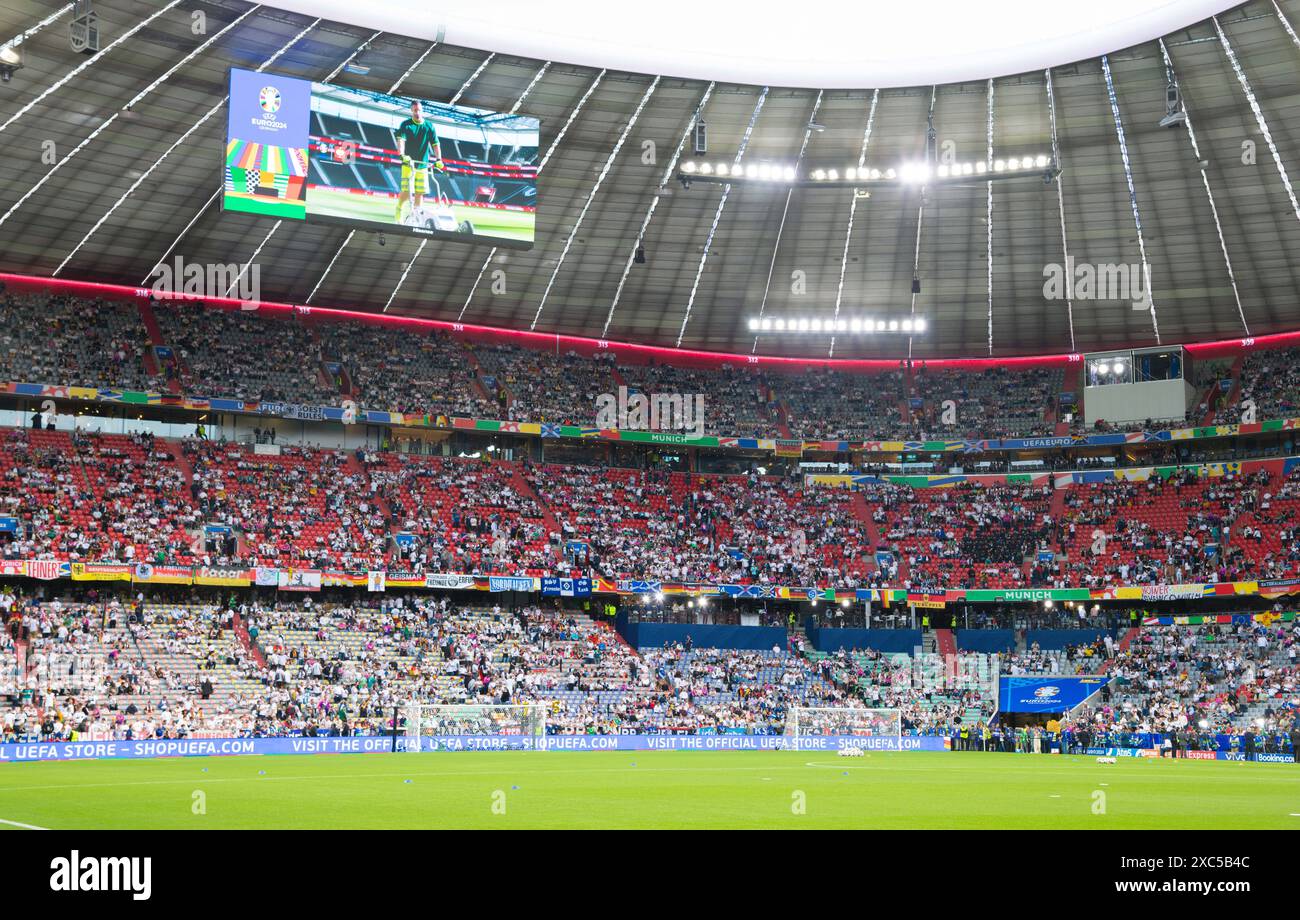 Blick in das Stadion, UEFA EURO 2024 - Gruppe A, Deutschland gegen Schottland, Fussball Arena München am 14. Juni 2024 in München, Deutschland. Foto von Silas Schueller/DeFodi Bilder allgemeine Innenansicht des Stadions, UEFA EURO 2024 - Gruppe A, Deutschland gegen Schottland, München Football Arena am 14. Juni 2024 in München, Deutschland. Foto: Silas Schueller/DeFodi Images Defodi-738 738 GERSCO 20240614 175 *** Blick ins Stadion, UEFA EURO 2024 Gruppe A, Deutschland vs Schottland, München Football Arena am 14. Juni 2024 in München Foto: Silas Schueller DeFodi Images allgemeine Innenansicht des Stadions, UE Stockfoto