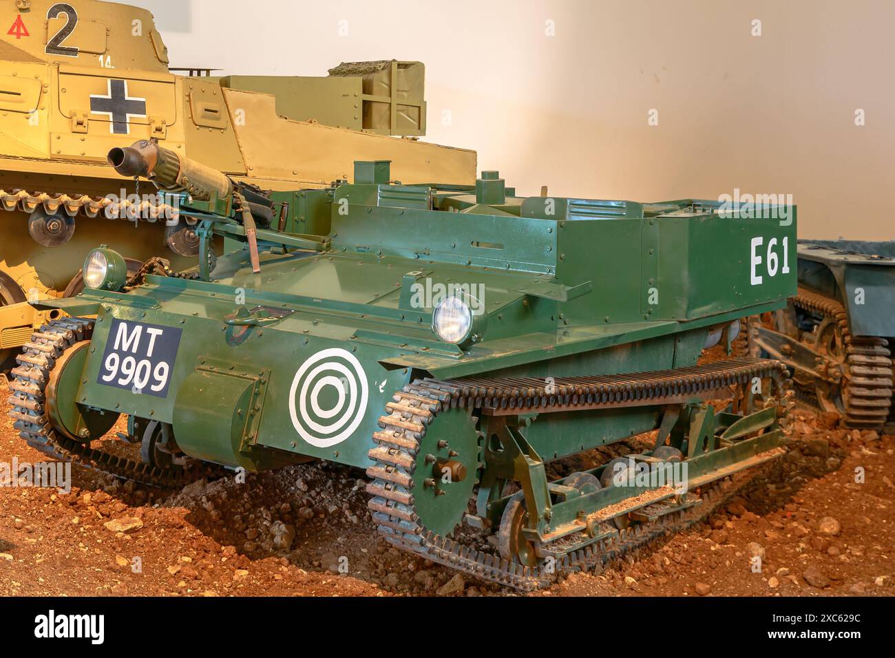 Royal Tank Museum, Amman, Jordanien - 4. Mai 2024: Ausstellung mit historischen Cardenloyd-Tanketten im Royal Tank Museum in Jordanien Stockfoto