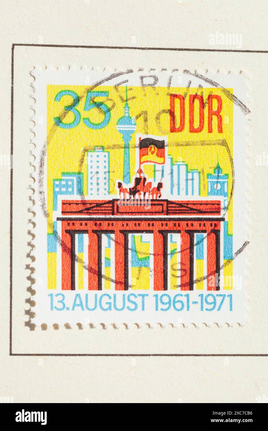 Briefmarke zum Bau der Berliner Mauer, DDR, Deutschland Stockfoto