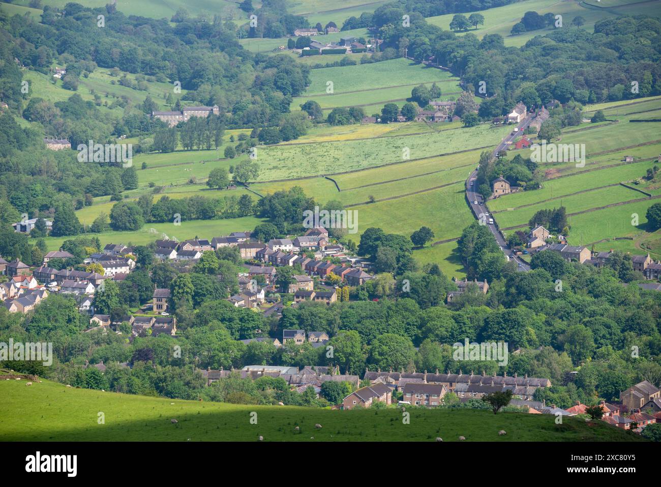 Die Dörfer Hayfield und Little Hayfield am High Peak, Derbyshire, England Stockfoto