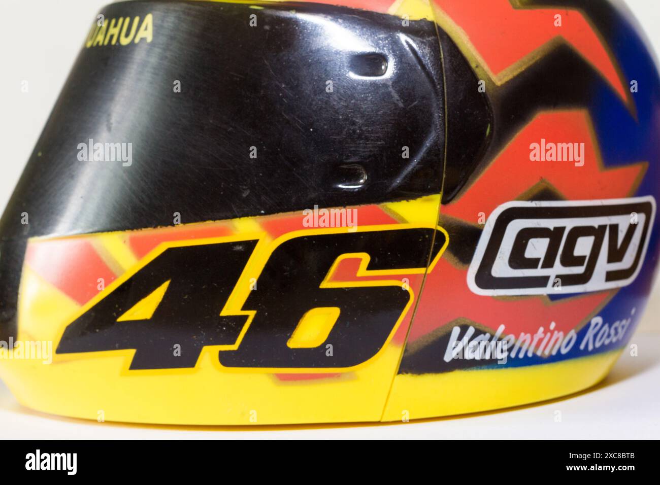 Valentino Rossi Spielzeughelm, Merchandise aus den 2000ern Stockfoto