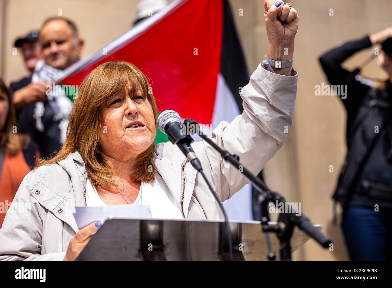 Sheffield, Großbritannien. Juni 2024. Orgreave Wahrheit und Gerechtigkeit Rallye. Rosie Hunter von North Staff Women Against Pit Closure. Quelle: Neil Terry/Alamy Live News Stockfoto