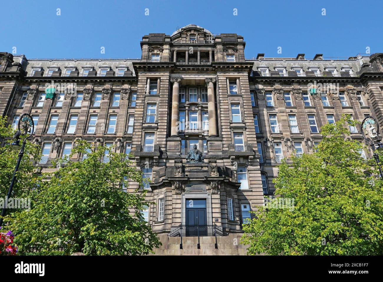 Gebäudefassade, Royal Infirmary, Teaching Hospital, Glasgow, Schottland, Großbritannien Stockfoto