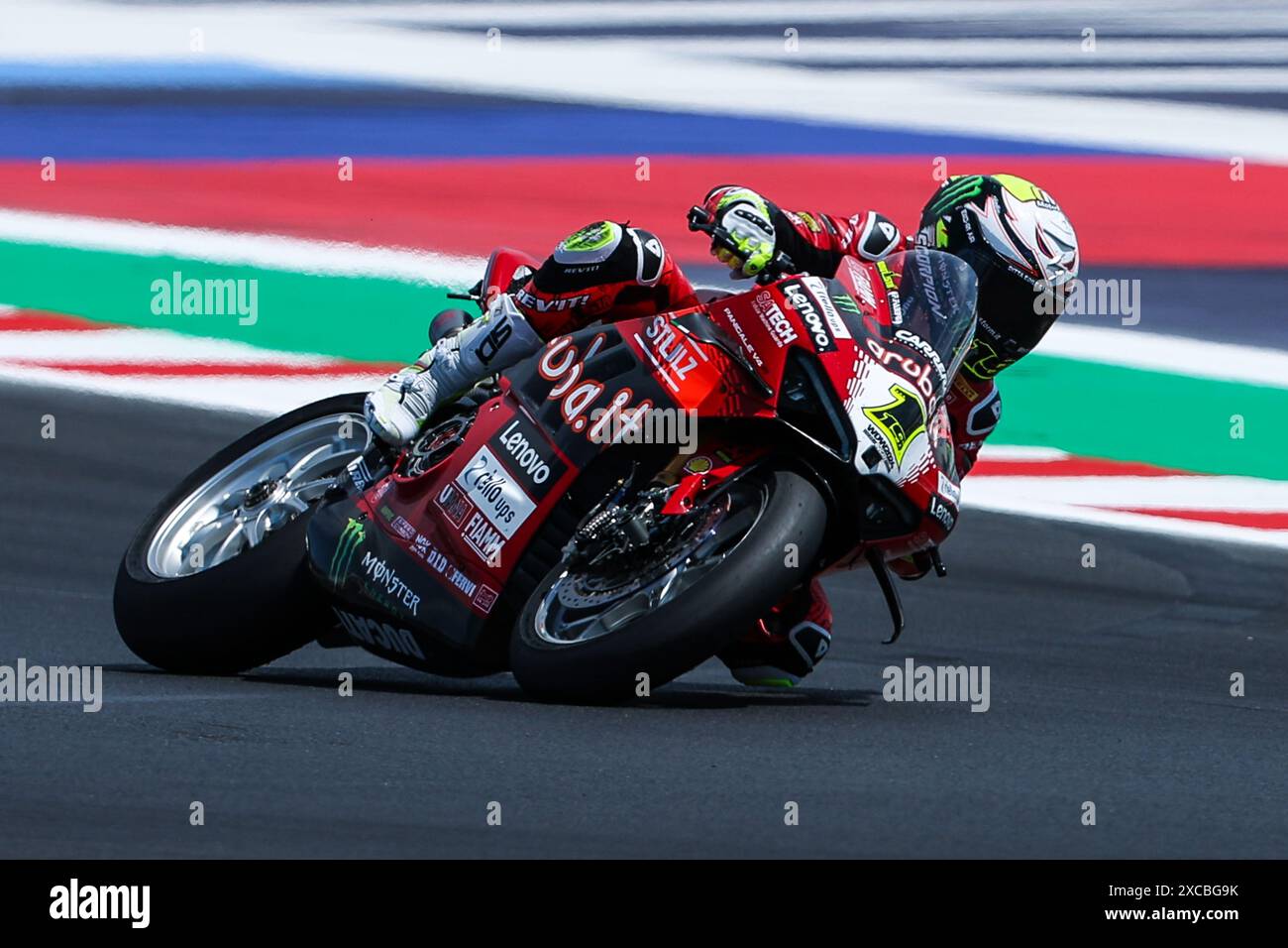 Alvaro Bautista von Aruba.it Racing - Ducati mit Ducati Panigale V4R in Aktion während der FIM SBK Superbike World Championship Pirelli Emilia-Romagna Round - Rennen 1 auf Misano World Circuit in Misano Adriatico. Stockfoto