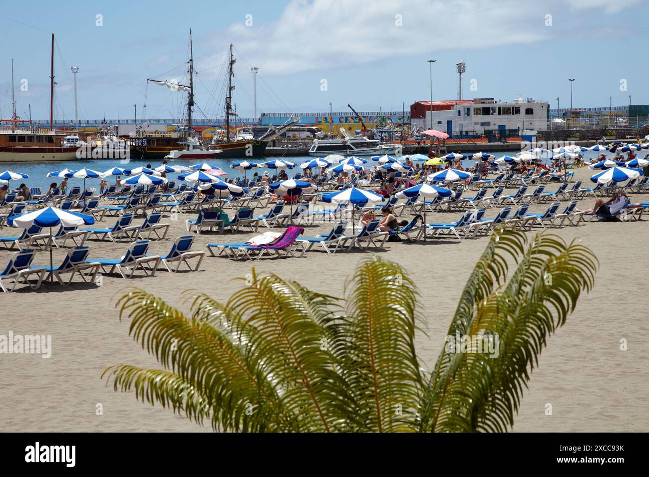 Playa de Los Cristianos, Strand, Teneriffa, Kanarische Inseln, Spanien. Stockfoto