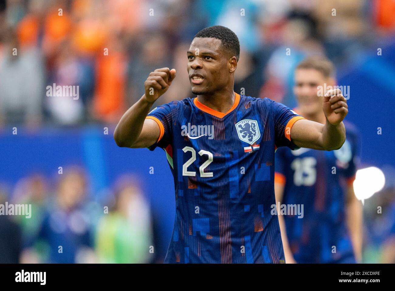 Denzel Dumfries aus den Niederlanden nach dem Spiel der UEFA EURO Gruppe D zwischen Polen und den Niederlanden 2024 im Volksparkstadion in Hamburg am 16. Juni 2024 (Foto: Andrew SURMA/SIPA USA). Stockfoto