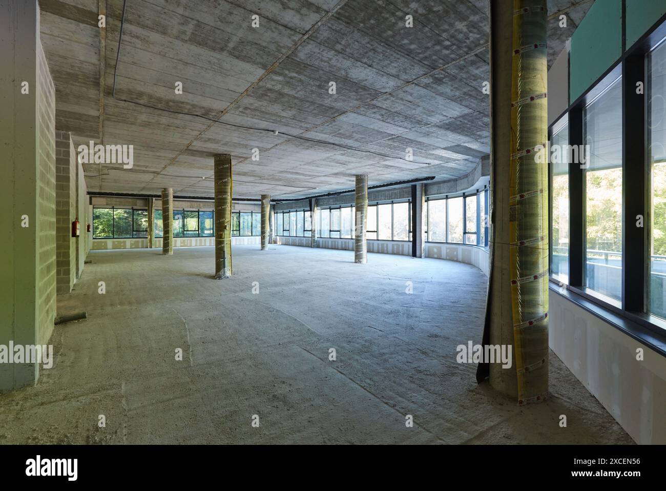 Leeres Büro, Platz zur Miete. Technologiepark. Euskadiko Parke Teknologikoak. Miramon. Donostia. San Sebastian. Gipuzkoa. Baskenland. Spanien. Stockfoto