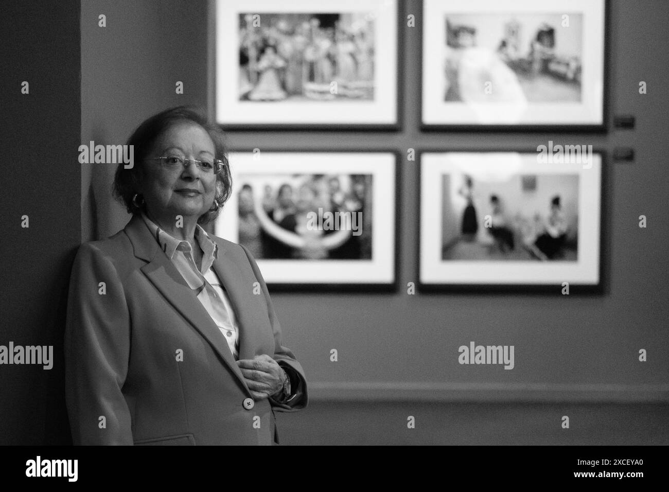 Die Fotografin Cristina Garcia Rodero posiert bei der Eröffnung ihrer Ausstellung „Hidden Spain“ im Circulo de Bellas Artes am 16. Mai 2024 in Madrid, Spanien mit: Cristina Garcia Rodero Where: Madrid, Spain When: 16 Mai 2024 Credit: Oscar Gonzalez/WENN Stockfoto