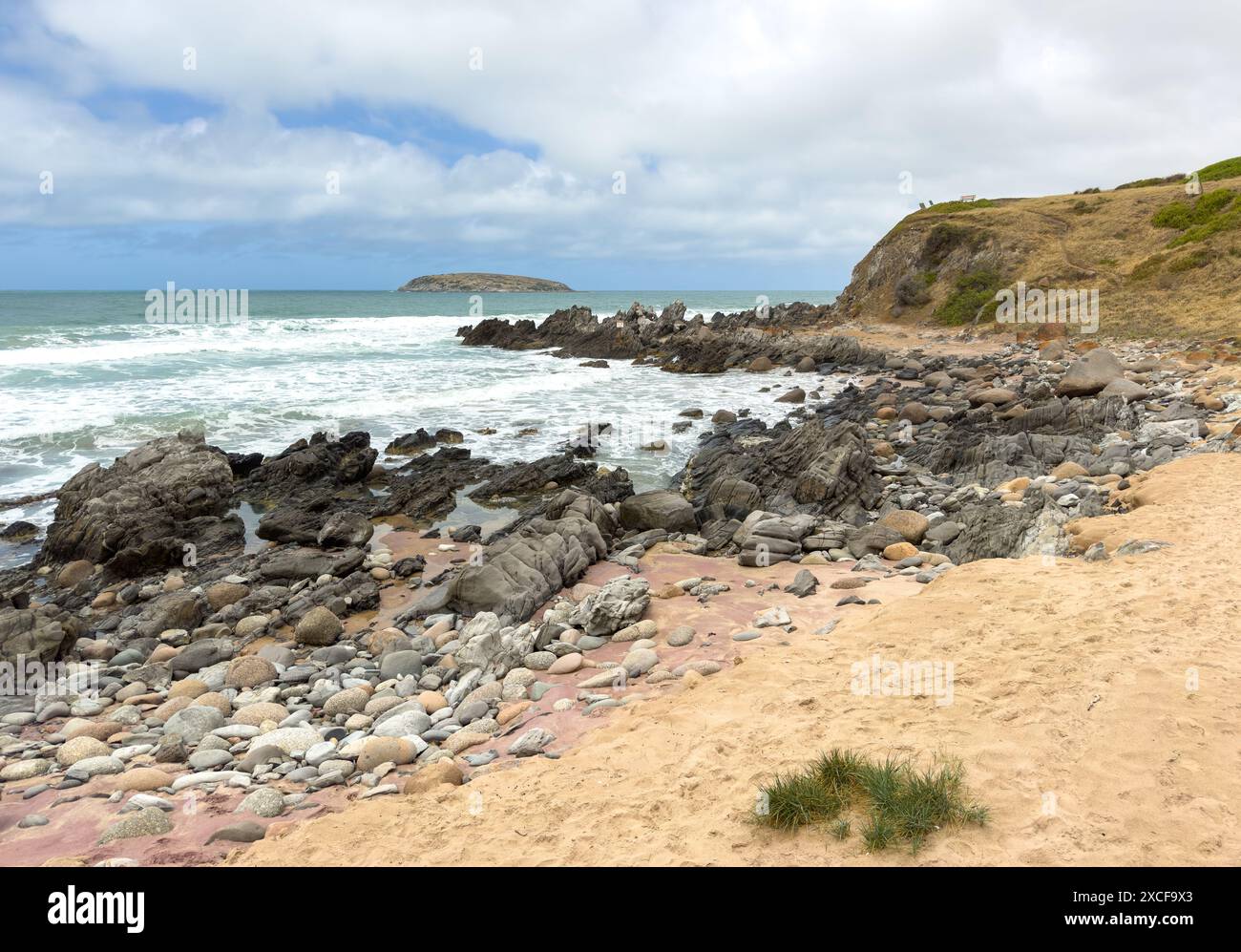 Petrel Cove auf dem Heysen Trail liegt unterhalb des Bluff oder Rosetta Head in Victor Harbor auf der Fleurieu Peninsula in Südaustralien Stockfoto