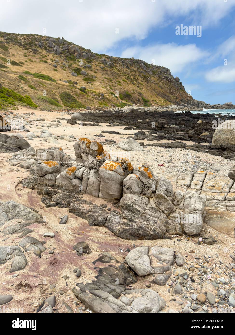 Petrel Cove auf dem Heysen Trail liegt unterhalb des Bluff oder Rosetta Head in Victor Harbor auf der Fleurieu Peninsula in Südaustralien Stockfoto