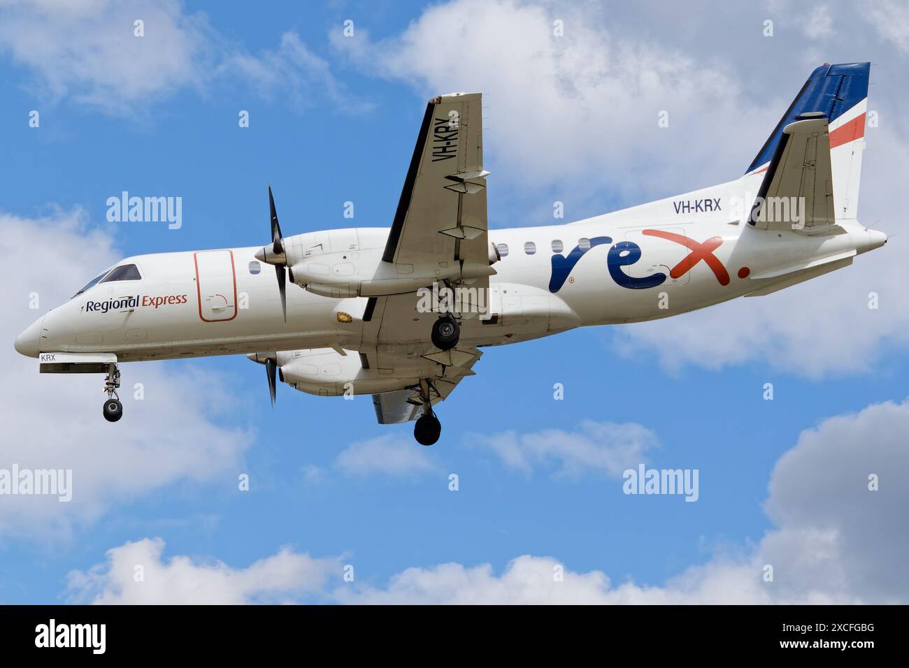 REX Saab 340 auf Endanflug zum Flughafen Adelaide. Stockfoto