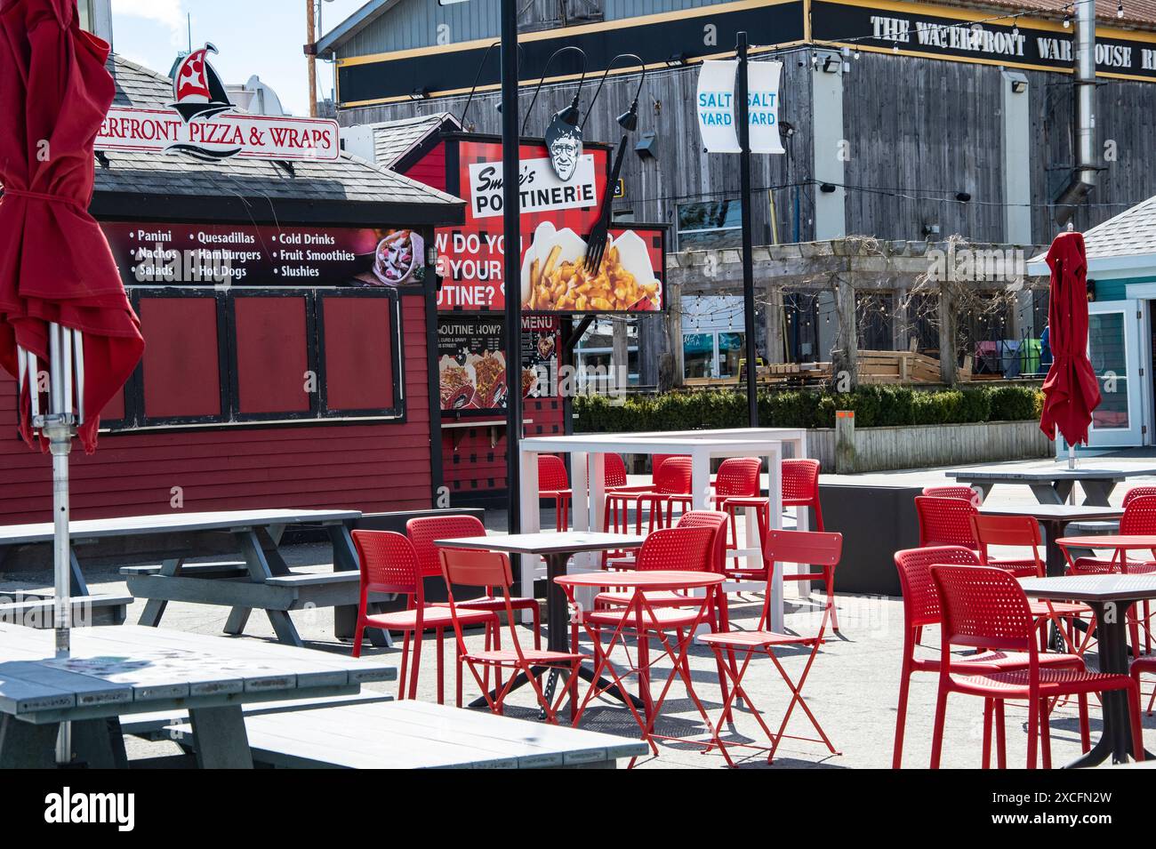 Terrasse an der Uferpromenade in Halifax, Nova Scotia, Kanada Stockfoto