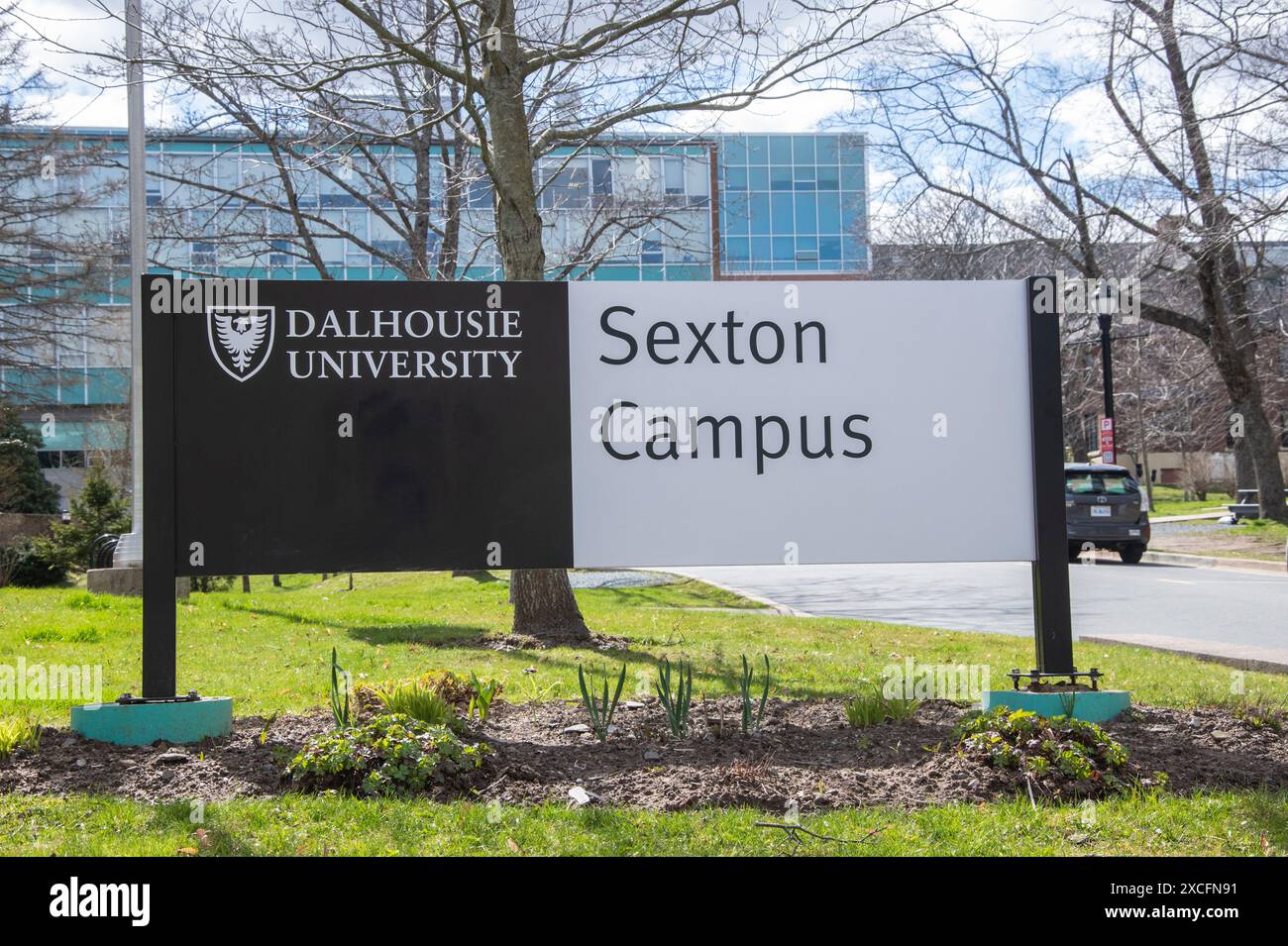 Schild für den Sexton Campus der Dalhousie University an der Barrington Street im Zentrum von Halifax, Nova Scotia, Kanada Stockfoto