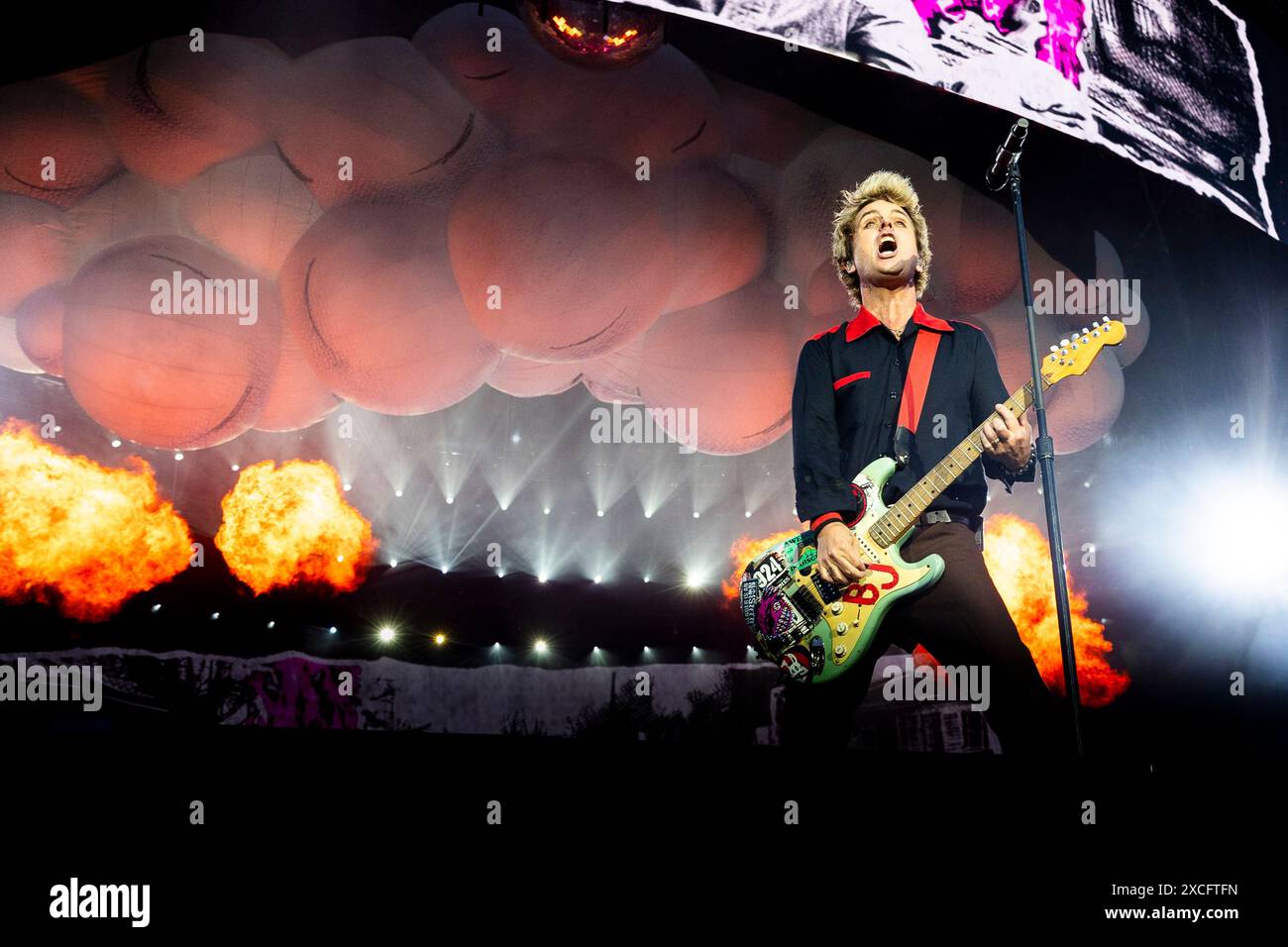 Billie Joe Armstrong von Green Day tritt live im Konzert während des IDays Festivals 2024 in Mailand, Italien, am 16. Juni 2024 auf Stockfoto