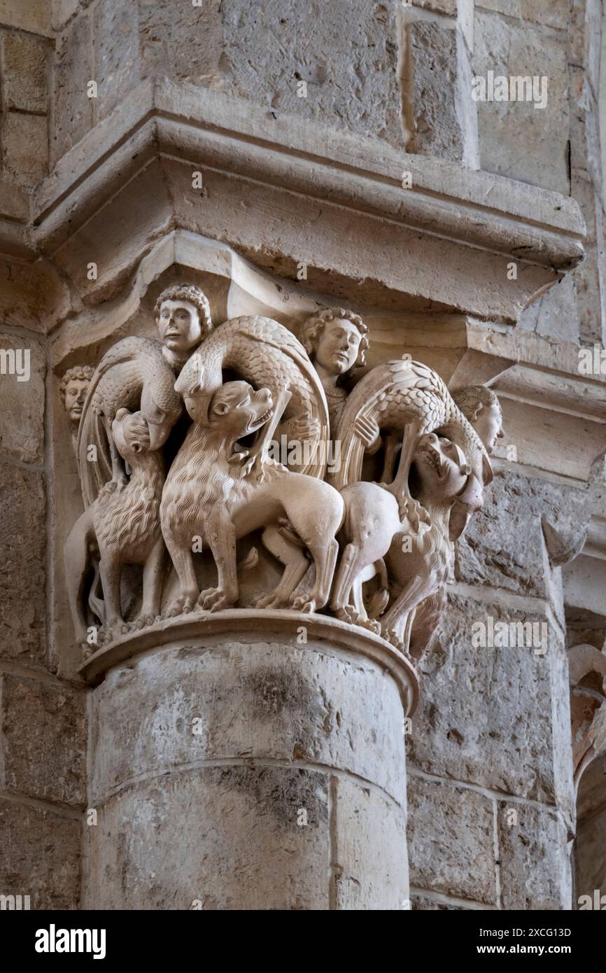 ABBAYE DE FLEURY (640 UND WIEDERAUFGEBAUT 1067-1218) SAINT-BENOIT-SUR-LOIRE FRANKREICH Stockfoto