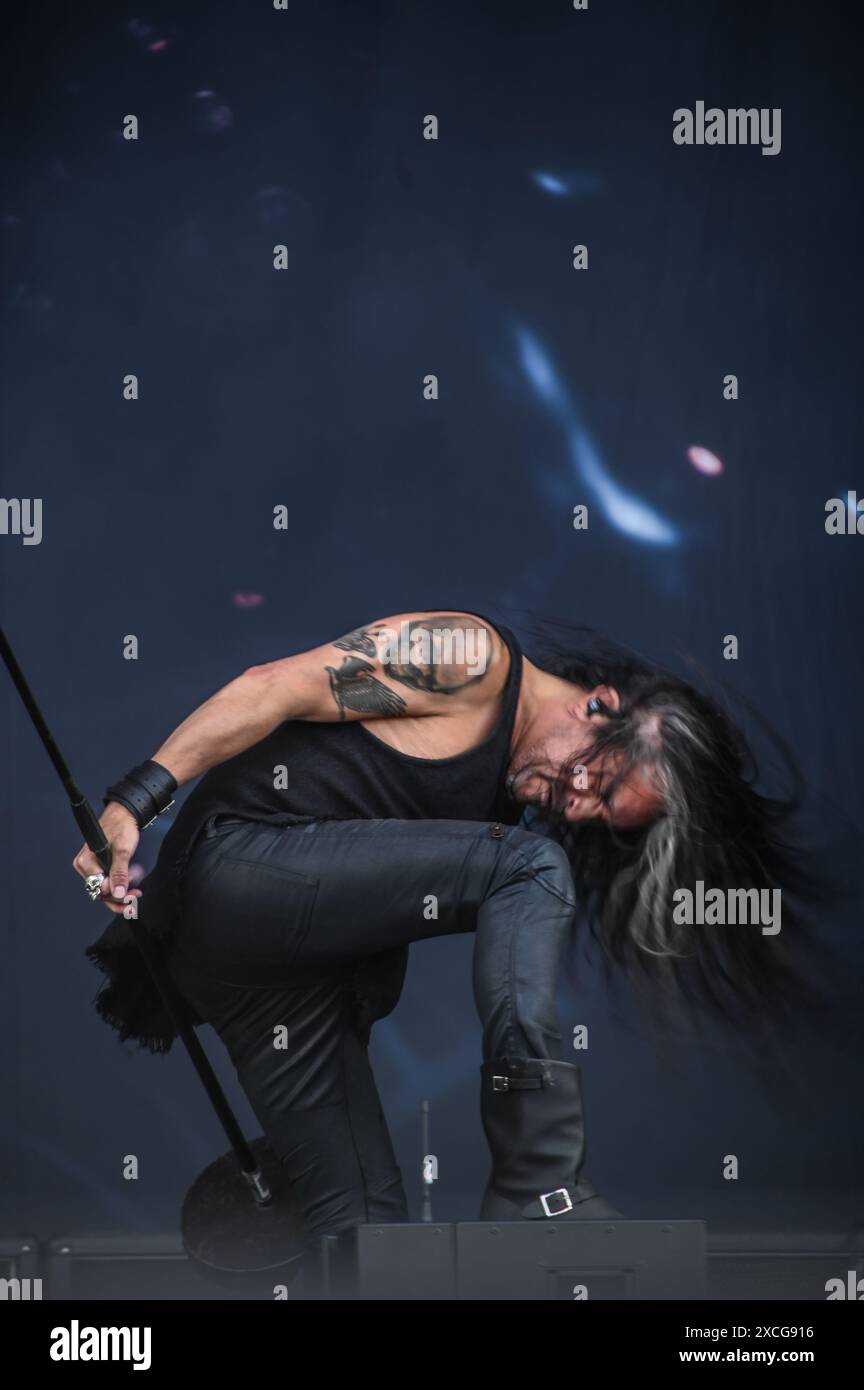 Donington, Großbritannien. Juni 2024. Slayers Axeman Kerry King kehrt mit Mark Osegueda, dem Sänger von Death Angel, auf die Bühne von Download zurück. Quelle: Cristina Massei/Alamy Live News Stockfoto