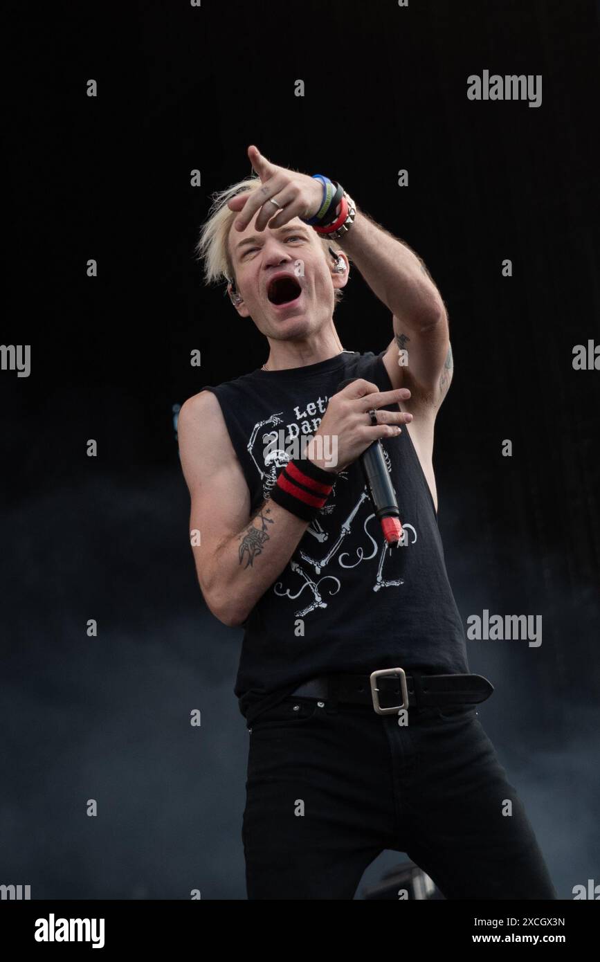 Donington, Großbritannien. Juni 2024. Sum 41 bringt Nostalgie auf die Apex-Bühne. Quelle: Cristina Massei/Alamy Live News Stockfoto