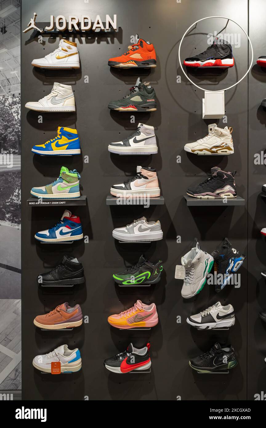 Jordans nike store deals