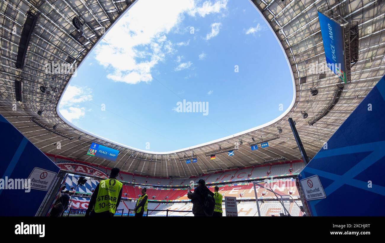14.06.2024, DE, München, Fußball, Europameisterschaft 2024, Deutschland gegen Schottland, 14.06.2024, GER, München, Munich Football Arena, Sky View, Credit: HMB Media/Heiko Becker/Alamy Live News Stockfoto