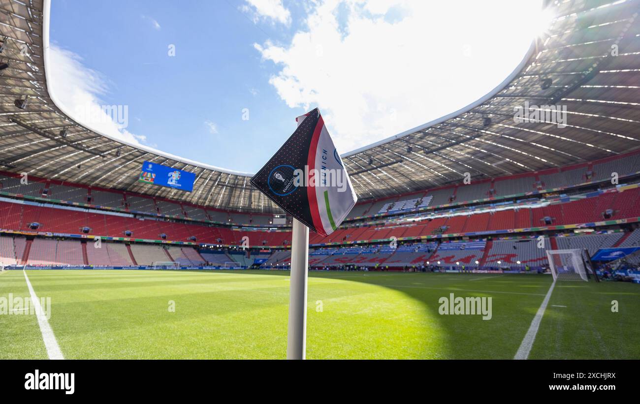 14.06.2024, DE, München, Fußball, Europameisterschaft 2024, Deutschland gegen Schottland, 14.06.2024, GER, München, Munich Football Arena, Eckfahne, Credit: HMB Media/Heiko Becker/Alamy Live News Stockfoto