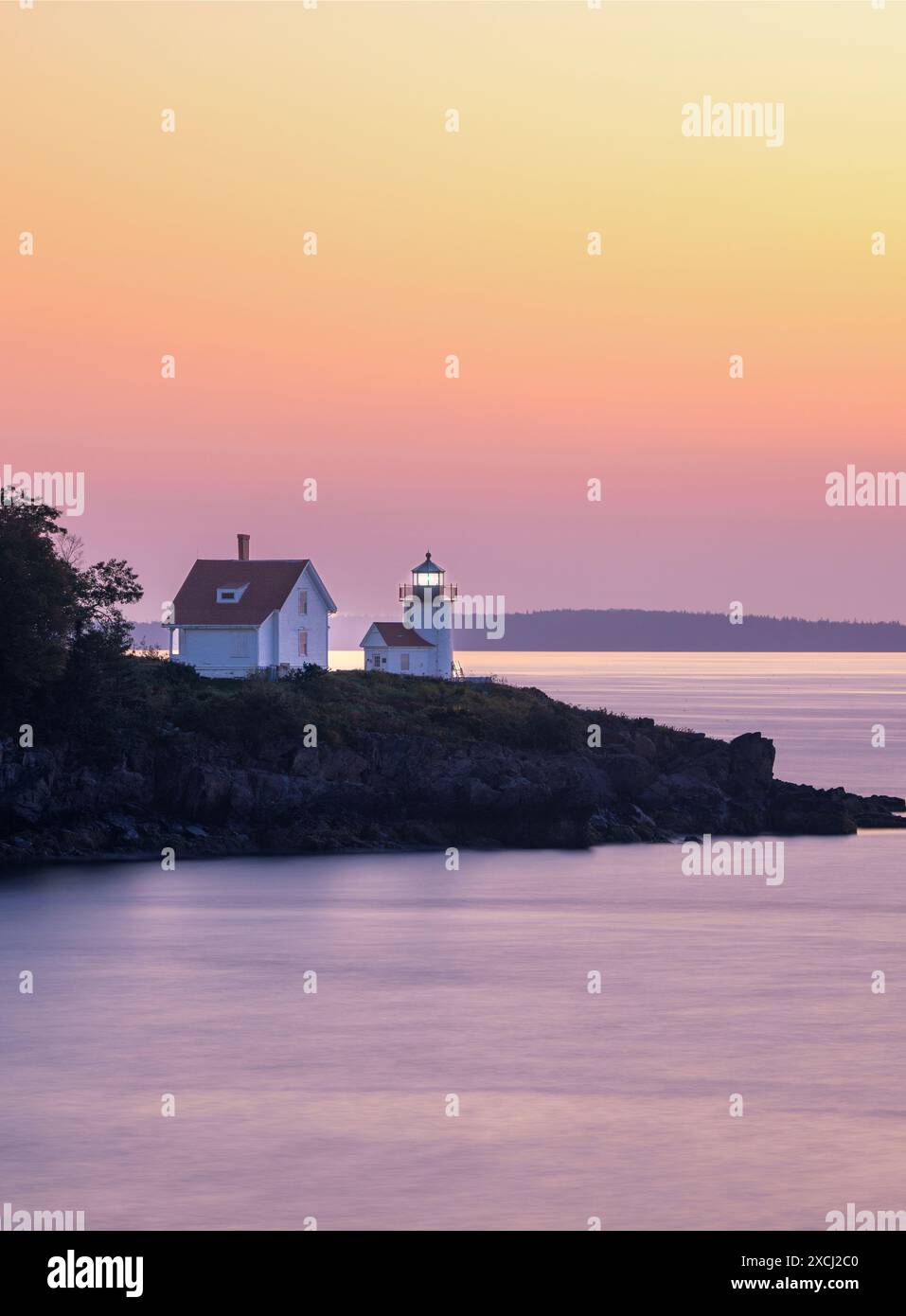 Curtis Island Lighthouse bei Sonnenaufgang, Camden, Maine Stockfoto