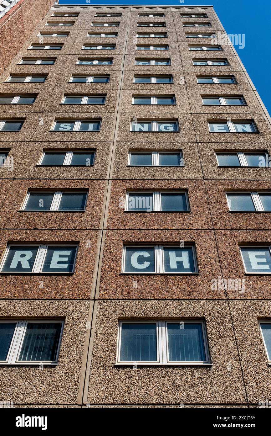 Stasi-Gebäude eines der vielen Gebäude, der ehemalige Stasi-Geheimdienst befand sich in Ost-Berlin, bis 1989 die Berliner Mauer abgerissen wurde. Seither ist es ein Museum und beherbergt das Stasi-Archiv, das für interessierte Personen unbeabsichtigt ist. Berlin, Deutschland. Berlin Stasi Archiv / Stasi Museum Berlin Deutschland Copyright: XGuidoxKoppesxPhotox Stockfoto