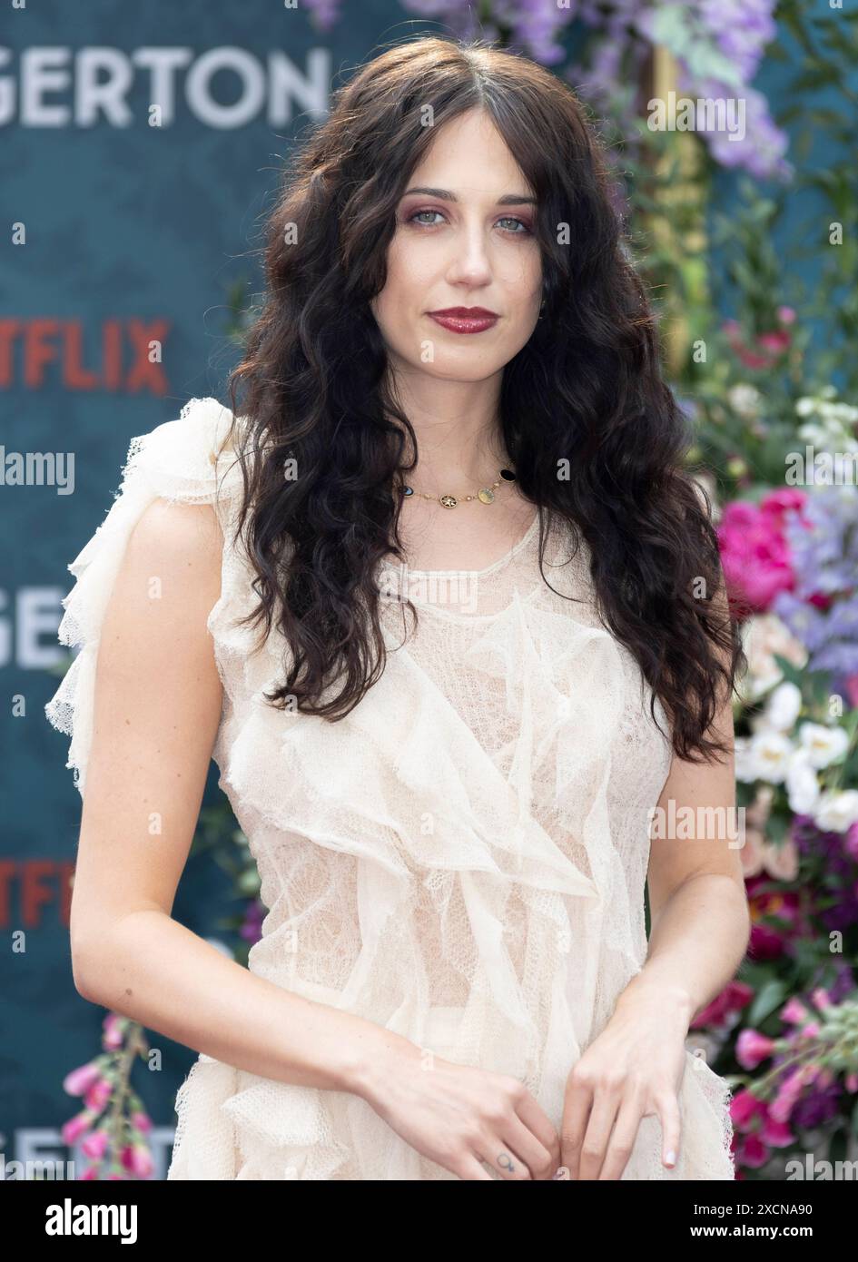 12. Juni 2024, London, England, UK - Harriet Cains nimmt an Bridgerton Staffel 3 Teil 2 Special Screening Teil, Odeon Luxe Leicester Square Stockfoto