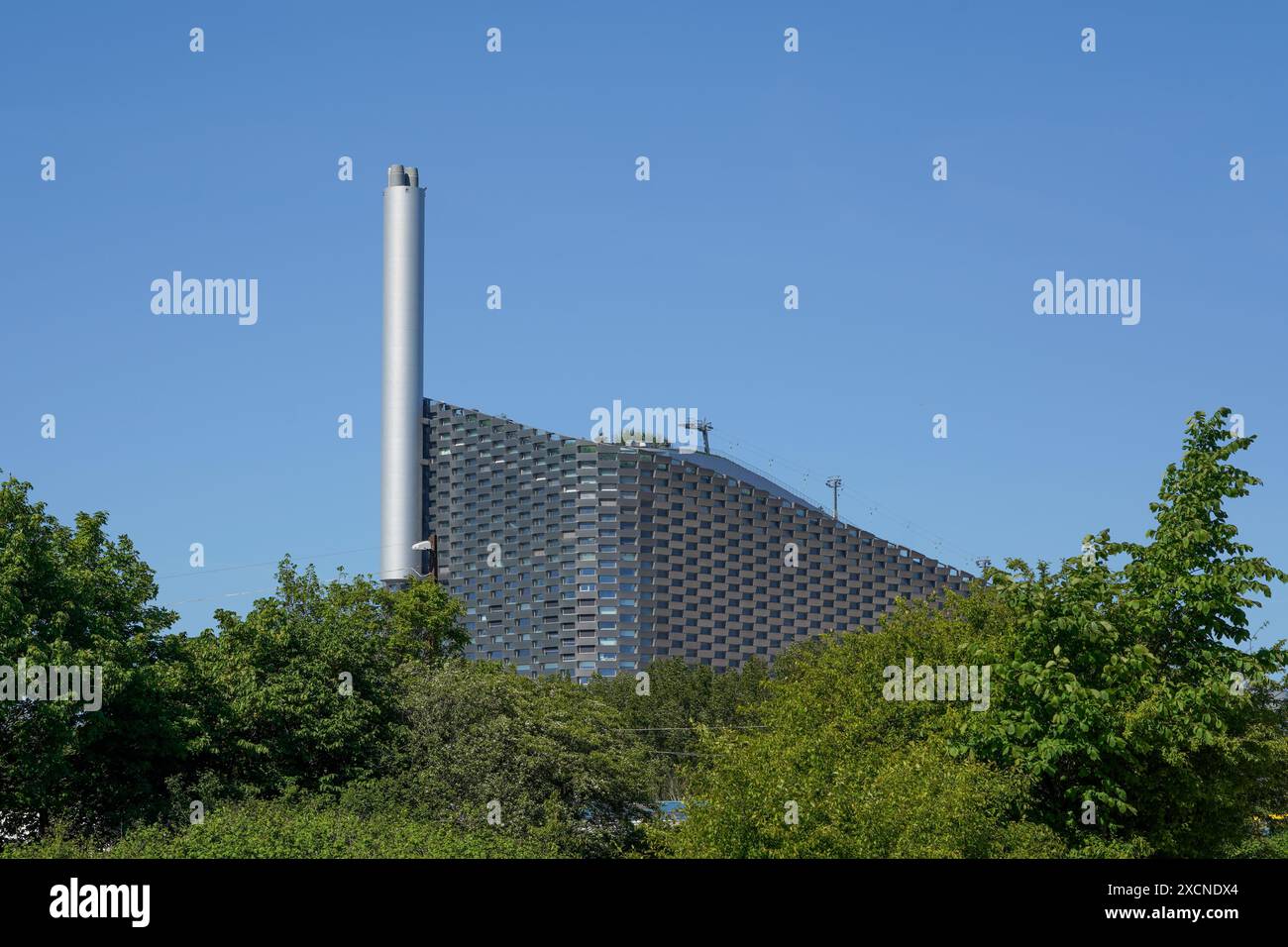 Abfallverbrennungsanlage Amager Bakke mit Freizeitsportpark auf dem Dach des Architekturstudios Bjarke Ingels, Kopenhagen, Dänemark Stockfoto