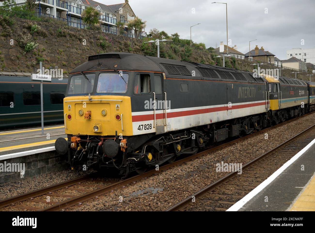 Cornish Riviera Statesman, Nantwich nach Penzance und Rückkehr organisiert von Statesman Rail, Operator Locomotive Services Group (2x Diesel der Baureihe 47) Stockfoto