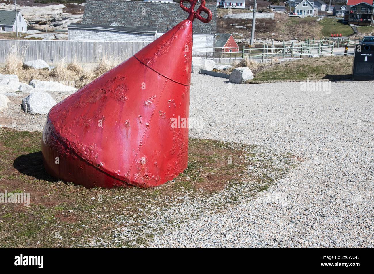 Rote Boje in Peggy's Cove, Nova Scotia, Kanada Stockfoto