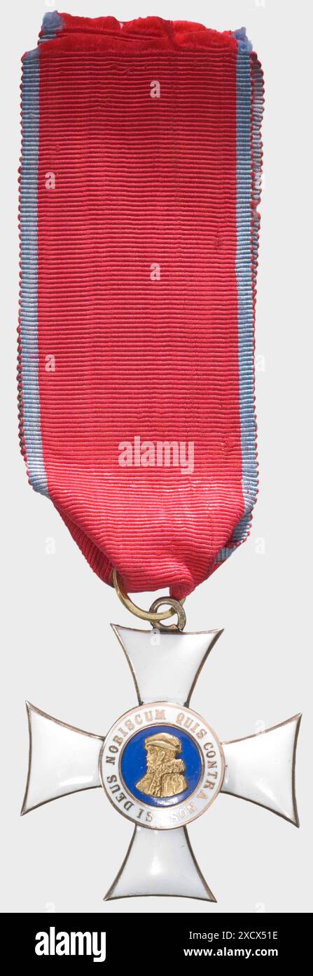 Medaillen und Dekorationen, Ritterorden, Ritterkreuz, 20. Jahrhundert, EIGENTUM FREIGEGEBEN Stockfoto
