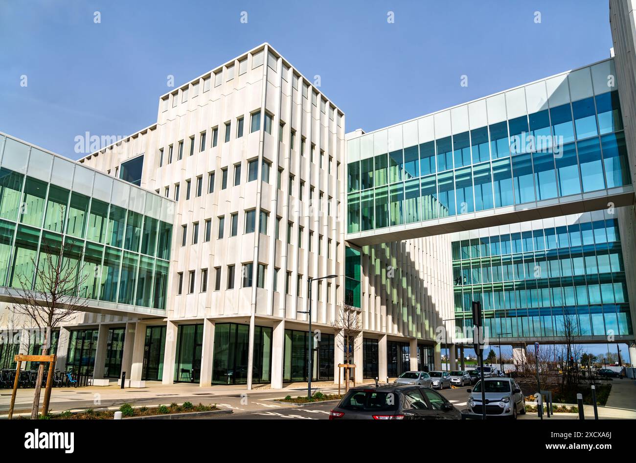 Moderner Campus der Paris-Saclay Research University in Frankreich Stockfoto