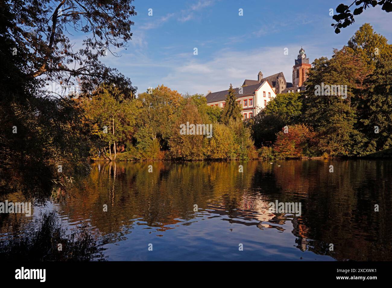 Geographie / Reisen, Deutschland, Hessen, Wetzlarer Dom, Altstadt, fluss Lahn, Herbst, Wetzlar, ADDITIONAL-RIGHTS-CLEARANCE-INFO-NOT-AVAILABLE Stockfoto Geographie / Reisen, Deutschland, Hessen, Wetzlarer Dom, Altstadt, fluss Lahn, Herbst, Wetzlar, ADDITIONAL-RIGHTS-CLEARANCE-INFO-NOT-AVAILABLE Stockfoto